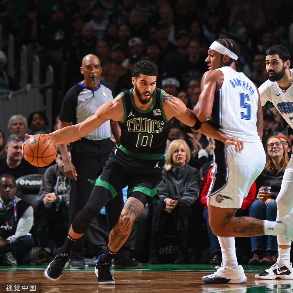 雄鹿队的战 雄鹿队的战